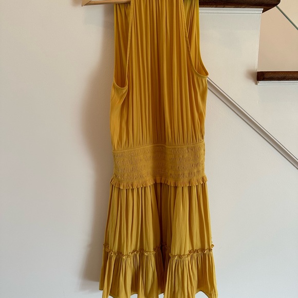 Robe BCBGmaxazria jaune moutarde, size s - Picture 3 of 3